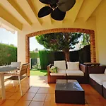Appartement Coqueto Adosado Planta Baja Con Pequeno Jardin Privado Y Salida A Piscina
