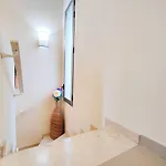 Lejlighed Coqueto Adosado Planta Baja Con Pequeno Jardin Privado Y Salida A Piscina Dénia