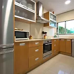 Coqueto Adosado Planta Baja Con Pequeno Jardin Privado Y Salida A Piscina * Dénia