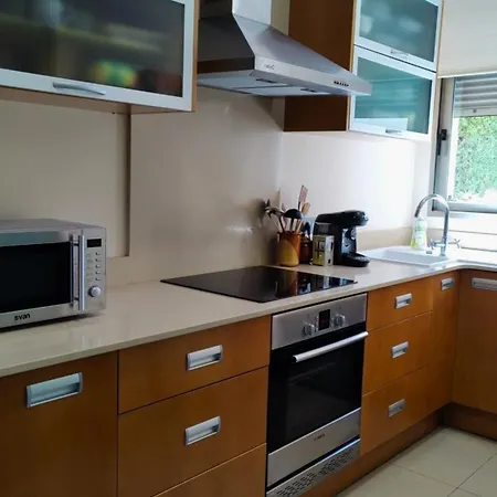 Coqueto Adosado Planta Baja Con Pequeno Jardin Privado Y Salida A Piscina * Denia