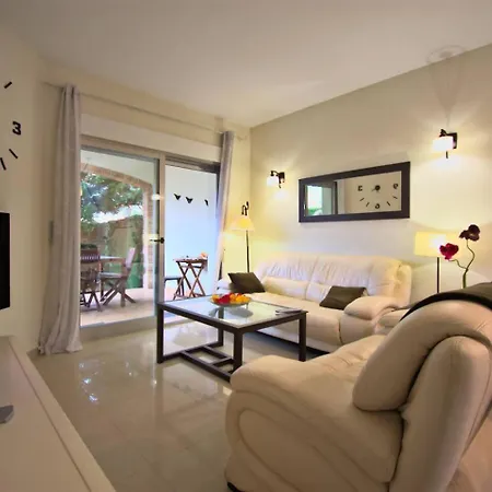 Coqueto By Edeal Homes *