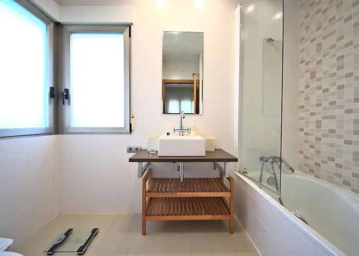 Coqueto Adosado Planta Baja Con Pequeno Jardin Privado Y Salida A Piscina * Denia