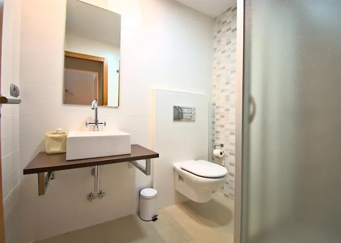 Coqueto Adosado Planta Baja Con Pequeno Jardin Privado Y Salida A Piscina Apartment Denia