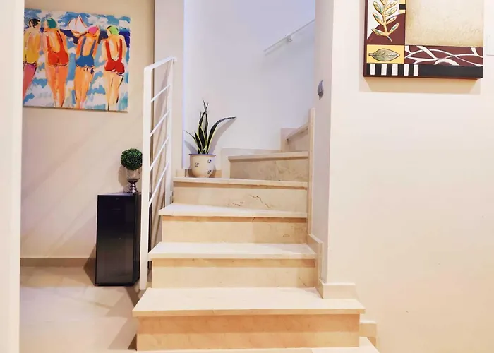 Apartment Coqueto Adosado Planta Baja Con Pequeno Jardin Privado Y Salida A Piscina Denia