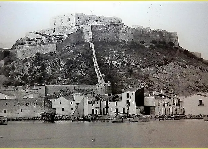 Coqueto Adosado Planta Baja Con Pequeno Jardin Privado Y Salida A Piscina * Denia